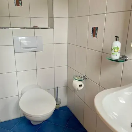 Moderne Mit Kamin & Sonnenbalkon Apartmán *