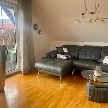 Moderne Mit Kamin & Sonnenbalkon Apartmán Finnentrop