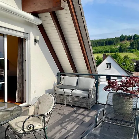 Moderne Mit Sonnenbalkon In Fretter * Finnentrop