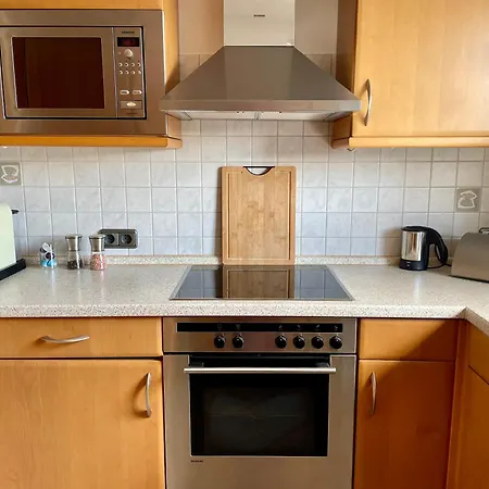 Moderne Mit Kamin & Sonnenbalkon Apartmán