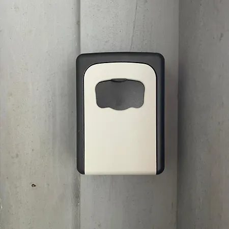 Moderne Mit Sonnenbalkon In Fretter アパート *