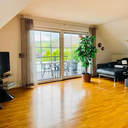 アパート Moderne Mit Sonnenbalkon In Fretter