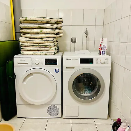 Moderne Mit Kamin & Sonnenbalkon *