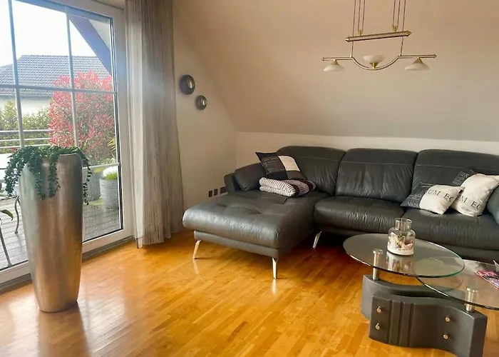 Moderne Mit Sonnenbalkon In Fretter Daire Finnentrop