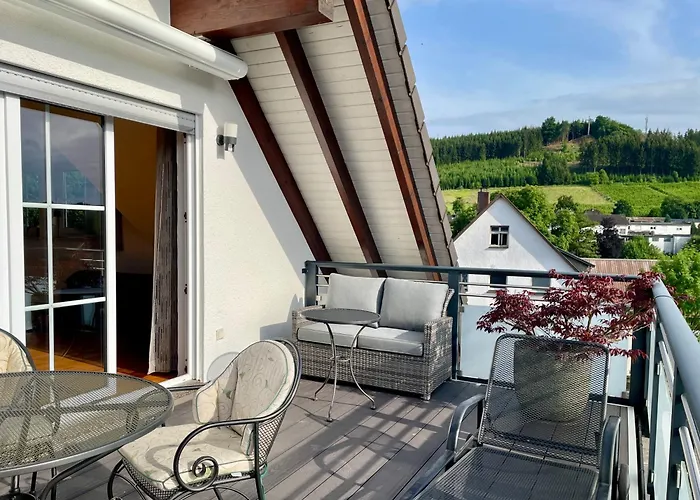 Moderne Mit Sonnenbalkon In Fretter * Finnentrop