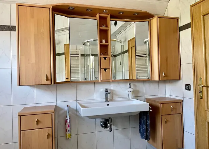 Moderne Mit Sonnenbalkon In Fretter